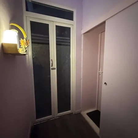 Th - Apartment *